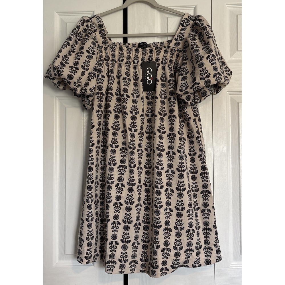 Gigio Women's Dress Flowy Tan With Black Print, Size Medium, NWT